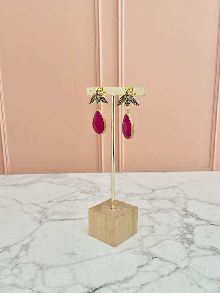 ARETES ABEJITA AZUL JADE FUCSIA