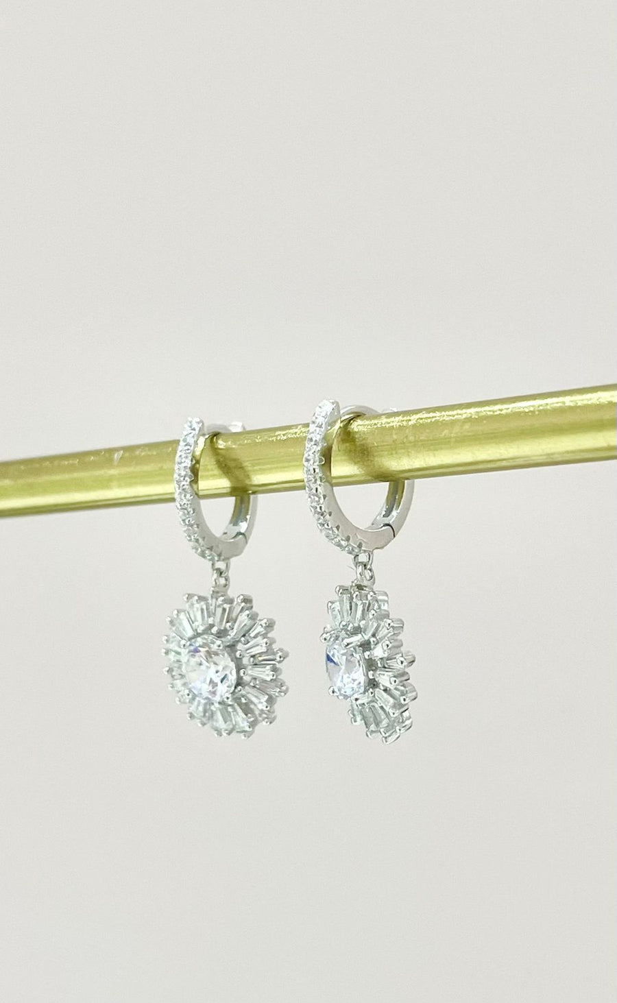 ARETES PLATA  FLOR
